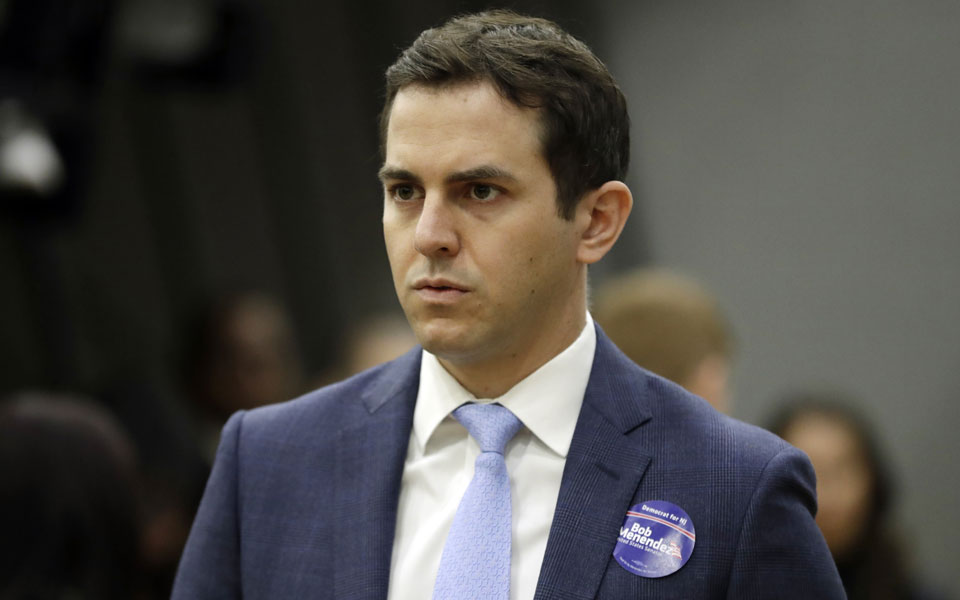 ρόμπερτ-μενέντεζ-τζούνιορ-ένας-νέος-σ-562145065