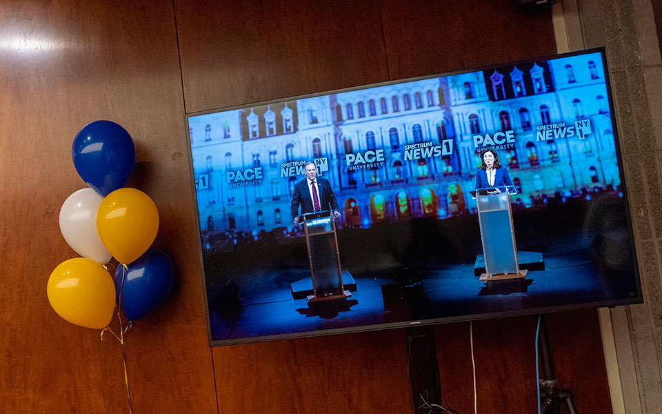 ηπα-η-ακτινογραφία-των-ενδιάμεσων-ε-562121707