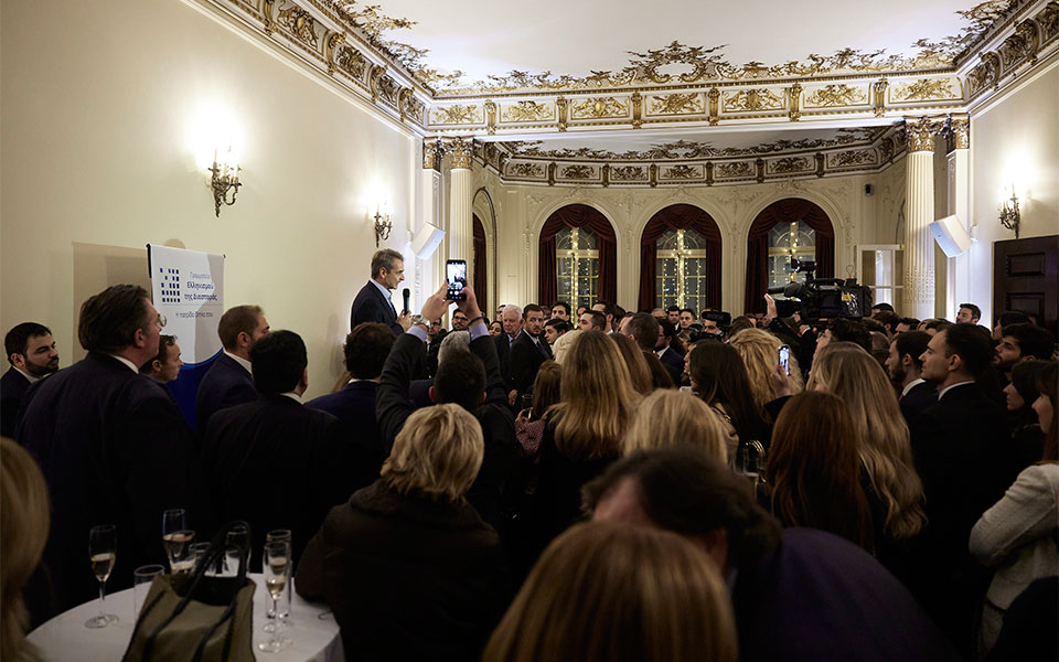 Κυρ. Μητσοτάκης από Λονδίνο: «Συνεπείς στις προεκλογικές μας δεσμεύσεις, παρά τις κρίσεις»-1