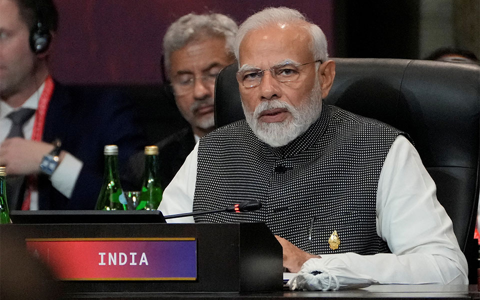 ινδία-επιστροφή-στη-διπλωματία-για-562138063