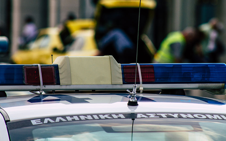 θεσσαλονίκη-χειροπέδες-σε-32χρονο-που-έ-562147312