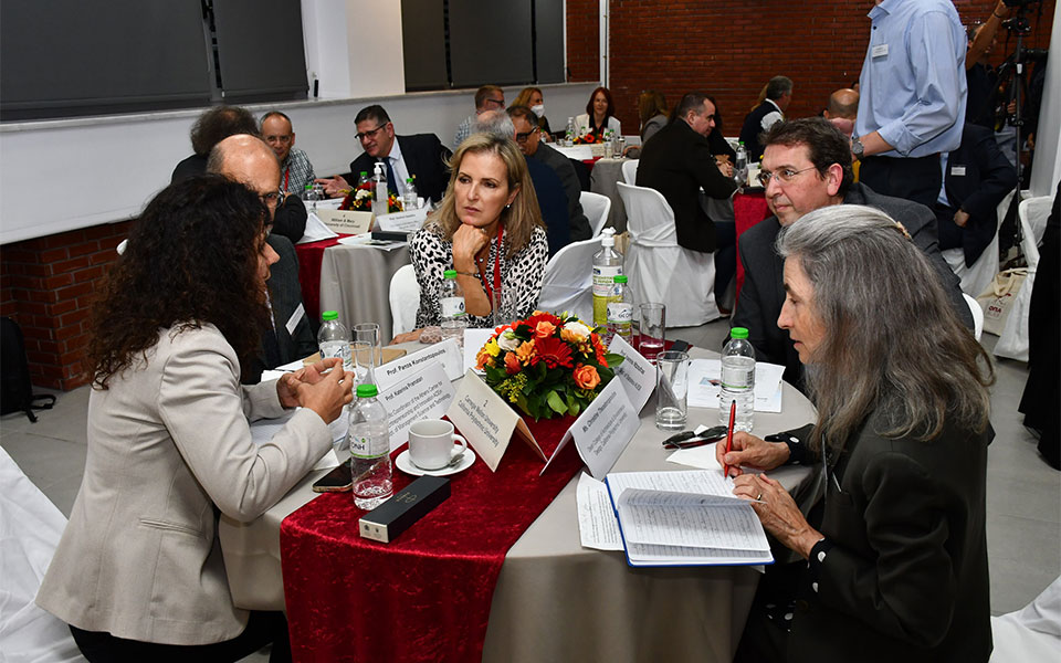 Στο ΟΠΑ αντιπροσωπεία 16 κορυφαίων αμερικανικών πανεπιστημίων-2