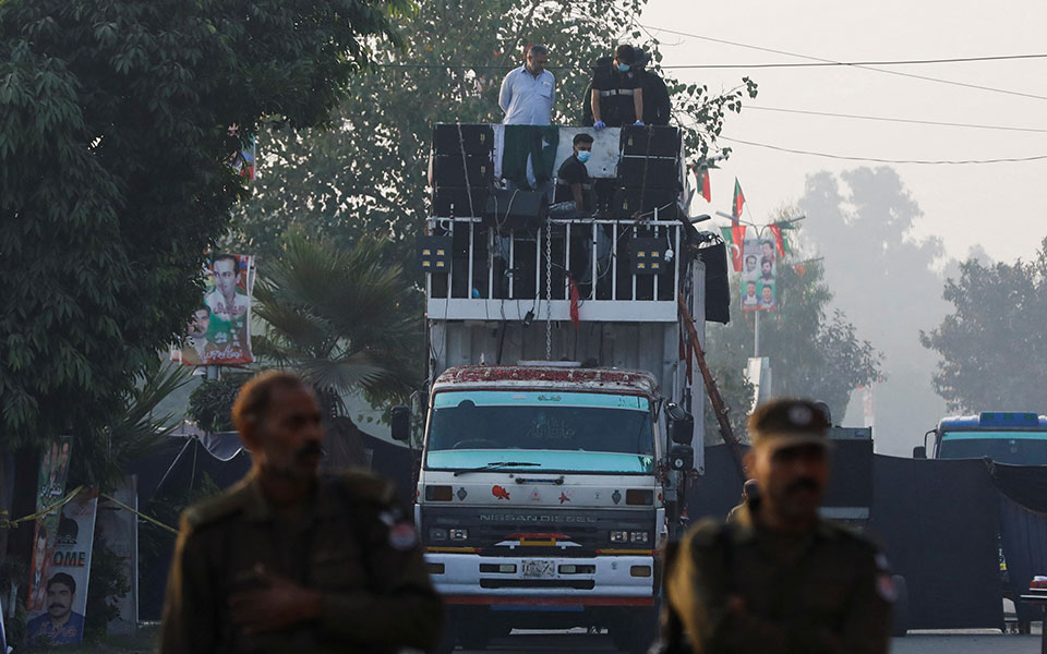 πακιστάν-μετά-την-απόπειρα-δολοφονία-562122679