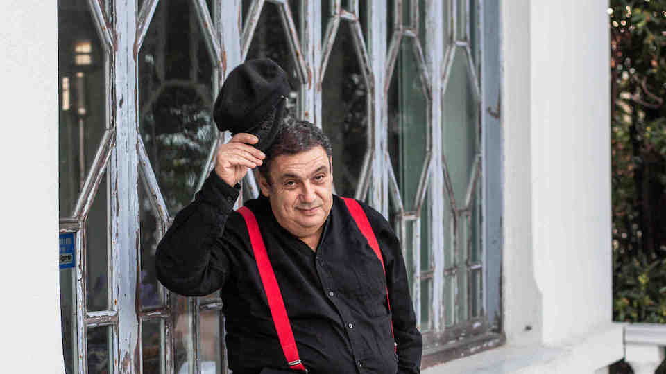 ο-πέσκιας-τάισε-τραχανά-και-σπανακόρυ-562118017