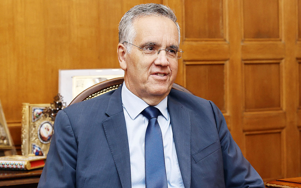 ακολουθούν-τα-ίχνη-του-χρήματος-οι-εισ-562157485