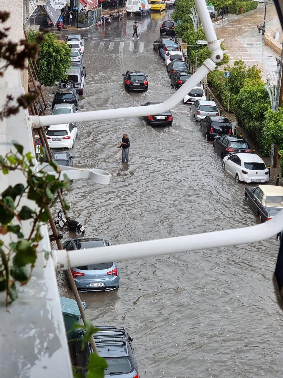 Κακοκαιρία EVA: Πώς θα εξελιχθεί τις επόμενες ώρες – Προειδοποίηση ΕΜΥ για επικίνδυνα φαινόμενα-2