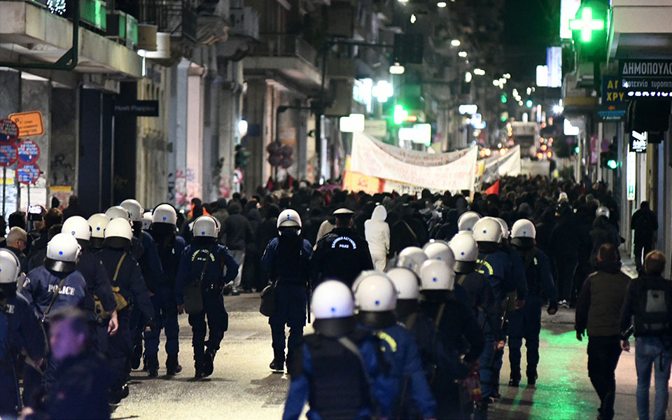 πάτρα-ενώπιον-του-εισαγγελέα-οι-τέσσε-562143610