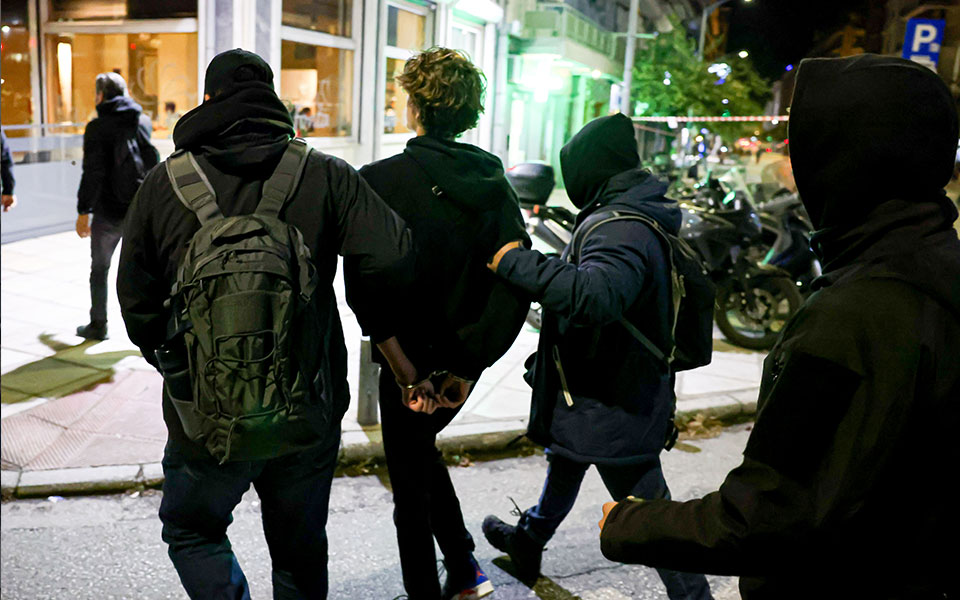 θεσσαλονίκη-στο-αυτόφωρο-πέντε-συλλη-562143952