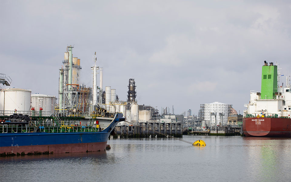 ολλανδία-απελευθερώνει-φορτίο-20-000-τόνω-562133791