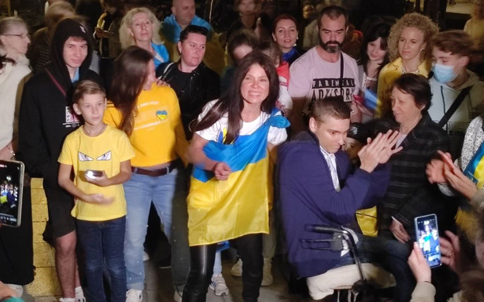 Η Ρουσλάνα επικεφαλής διαδήλωσης των Ουκρανών στην πλατεία Συντάγματος-2