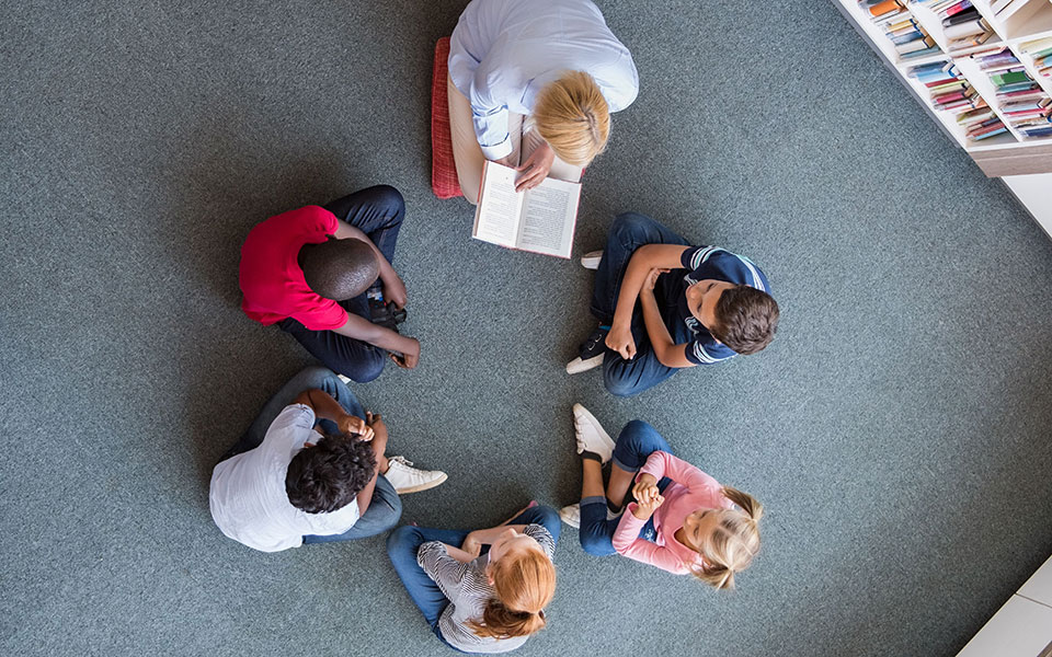 είναι-τόσο-κλειστό-το-σύστημα-που-δεν-562150852