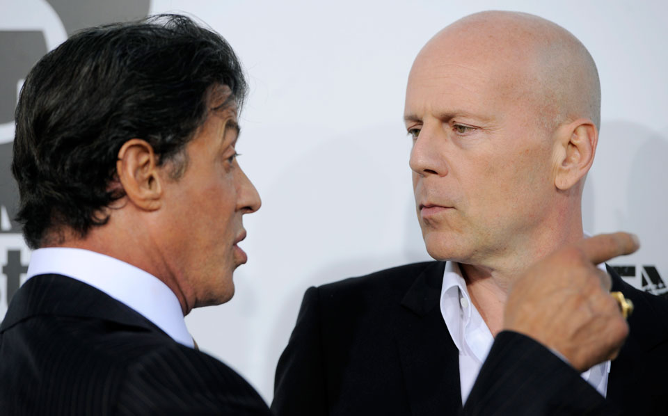 σταλόνε-για-γουίλις-ο-μπρους-περνάει-562132390