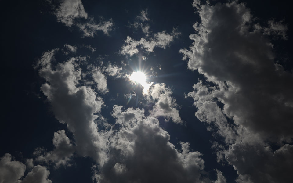 καιρός-tοπικές-νεφώσεις-τη-δευτέρα-και-562135549