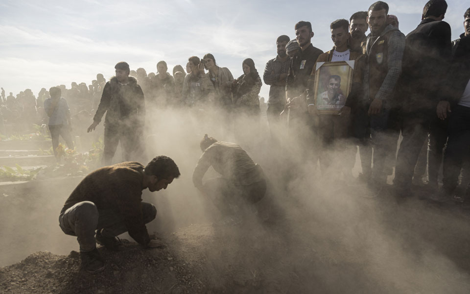 συρία-χιλιάδες-κούρδοι-διαδήλωσαν-στ-562158238