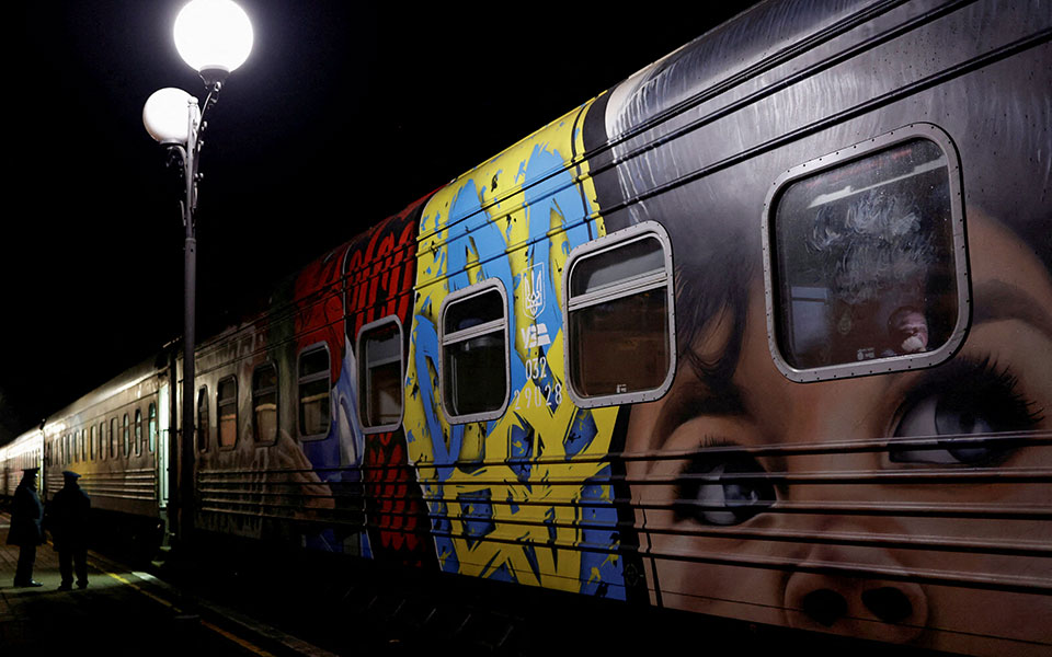 συνάντηση-ρώσων-και-ουκρανών-για-αντα-562153192