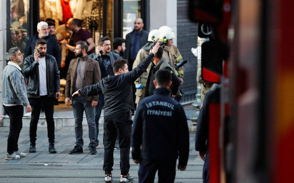 Ισχυρή έκρηξη στο κέντρο της Κωνσταντινούπολης-3