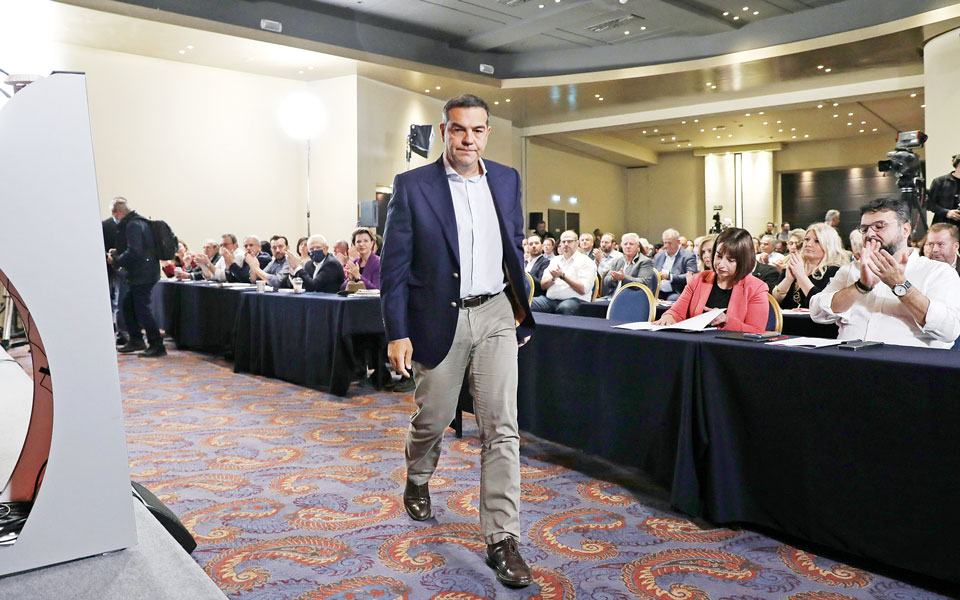 συριζα-στόχος-η-στρατολόγηση-στο-κέντ-562125388