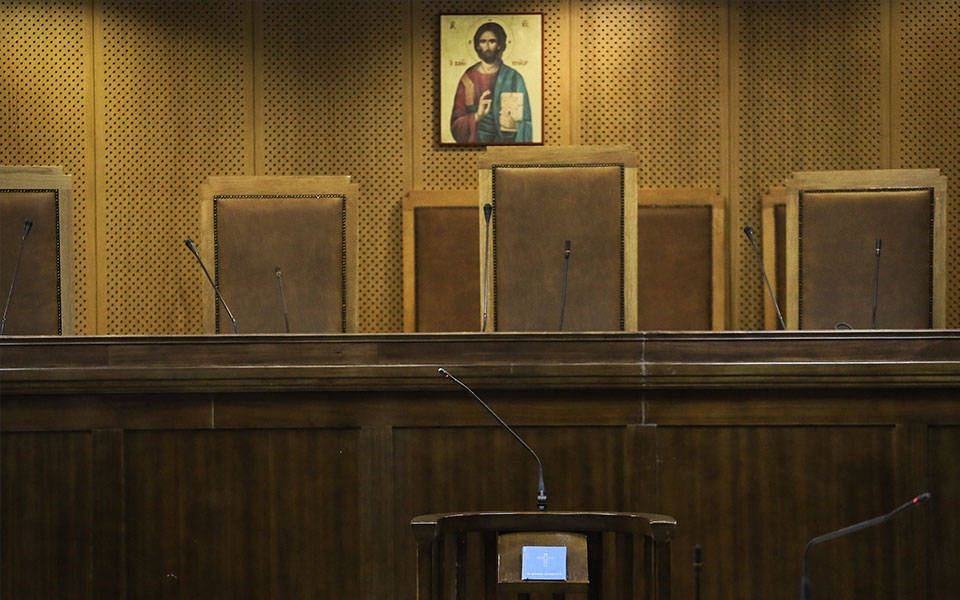 βόλος-φυλάκιση-και-χρηματική-ποινή-σε-4-562139800