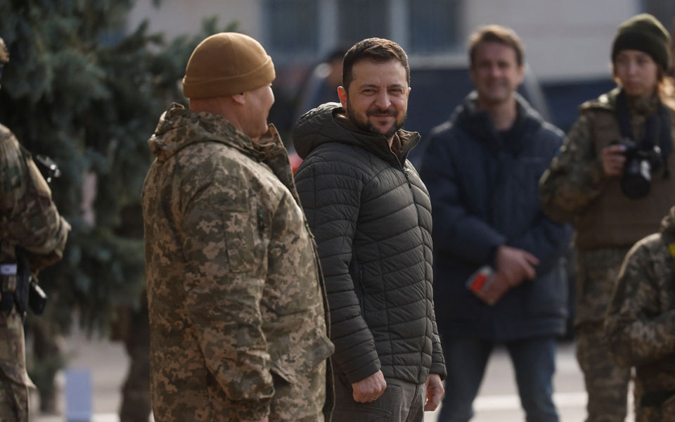 «Θα διώξουμε τη Ρωσία από την Ουκρανία» – Το μήνυμα Ζελένσκι από τη Χερσώνα-1