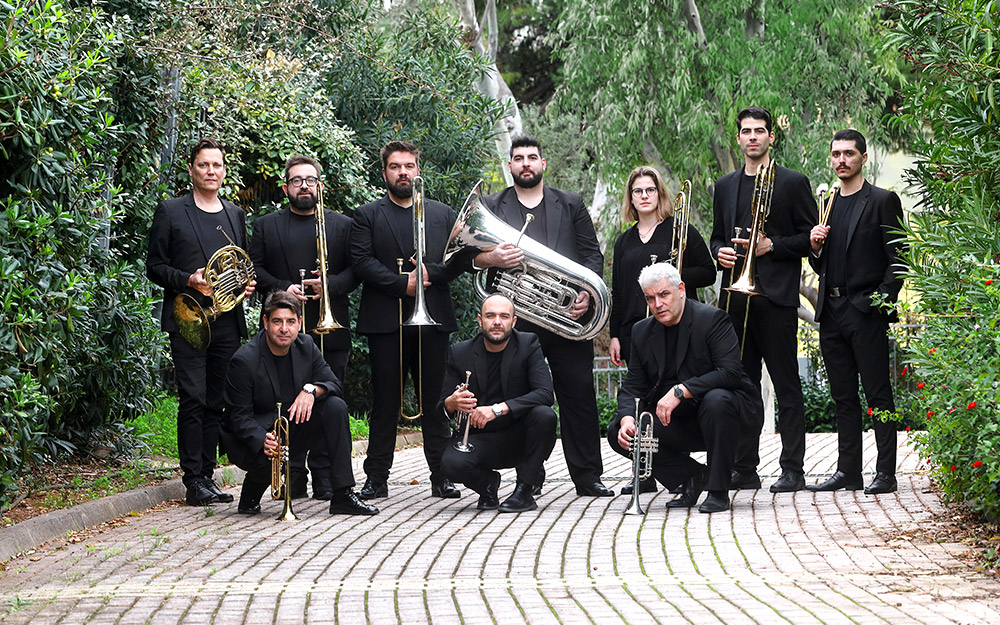 christmas-brass-της-φιλαρμόνιας-ορχήστρας-στον-φιλ-562195108