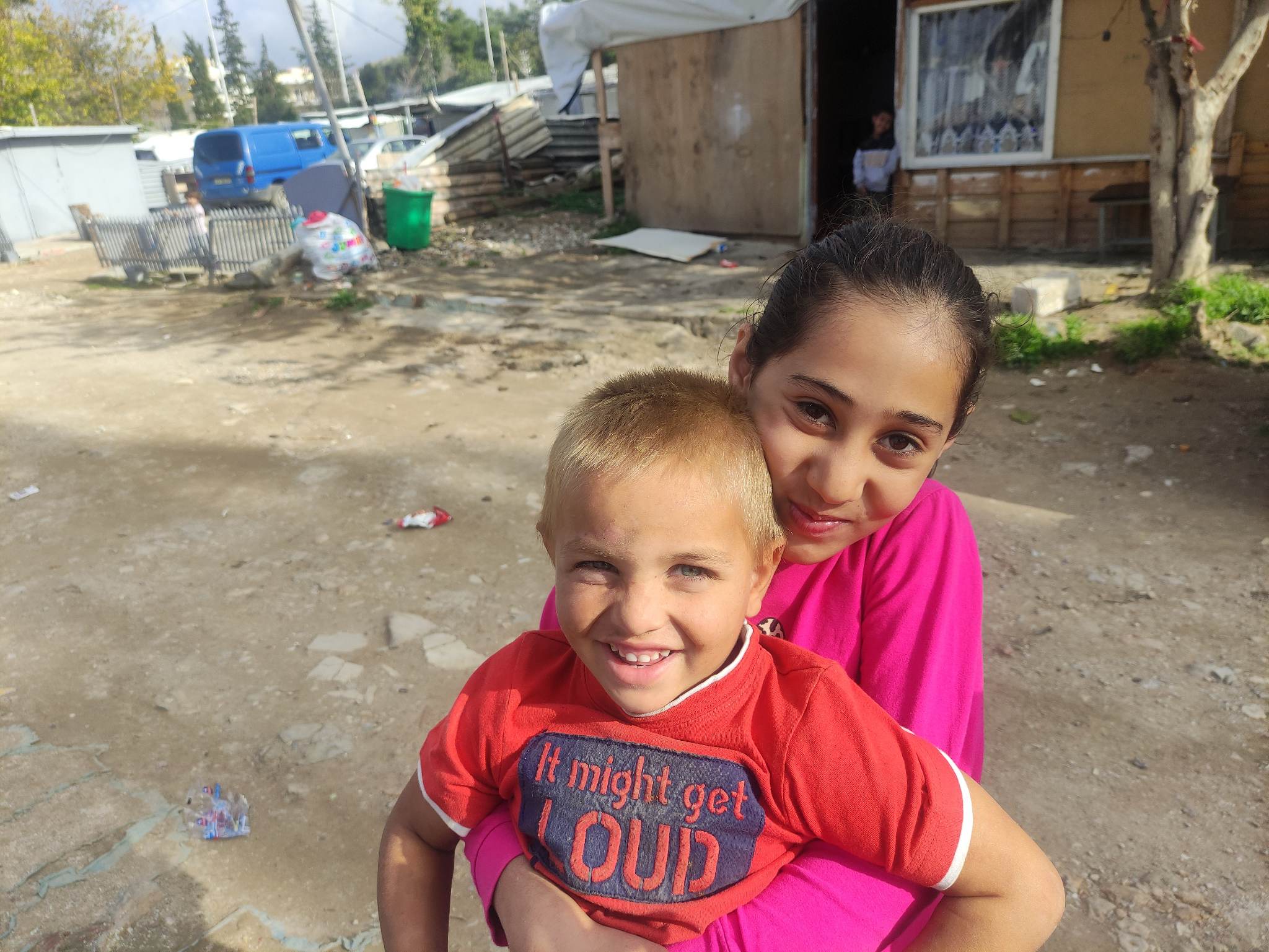 Η «εύθραυστη» ζωή των Ρομά: «Είναι η ευκαιρία μας να δείξουμε τον ρατσισμό εναντίον μας»-8