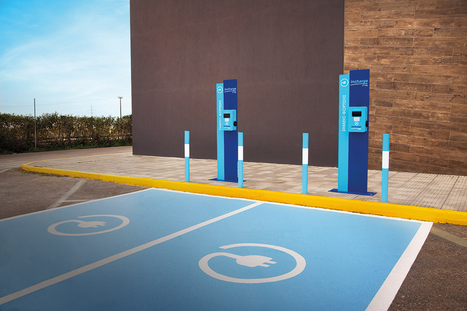 incharge, το μεγαλύτερο δίκτυο ταχυφορτιστών στην Ελλάδα με την υπογραφή της nrg-2