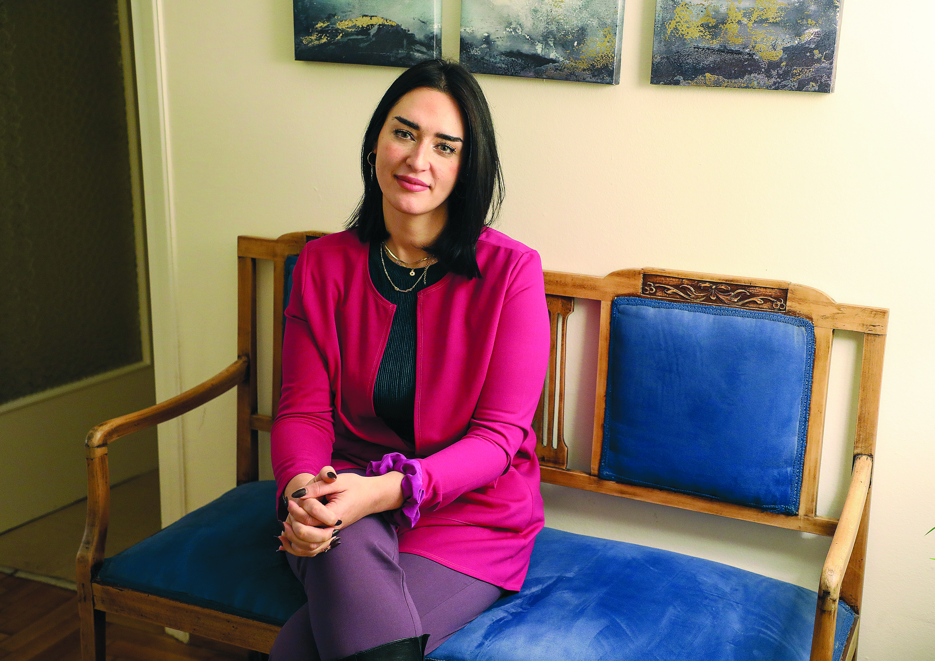 Οι άνθρωποι πίσω από τις τηλεφωνικές γραμμές βοήθειας-1