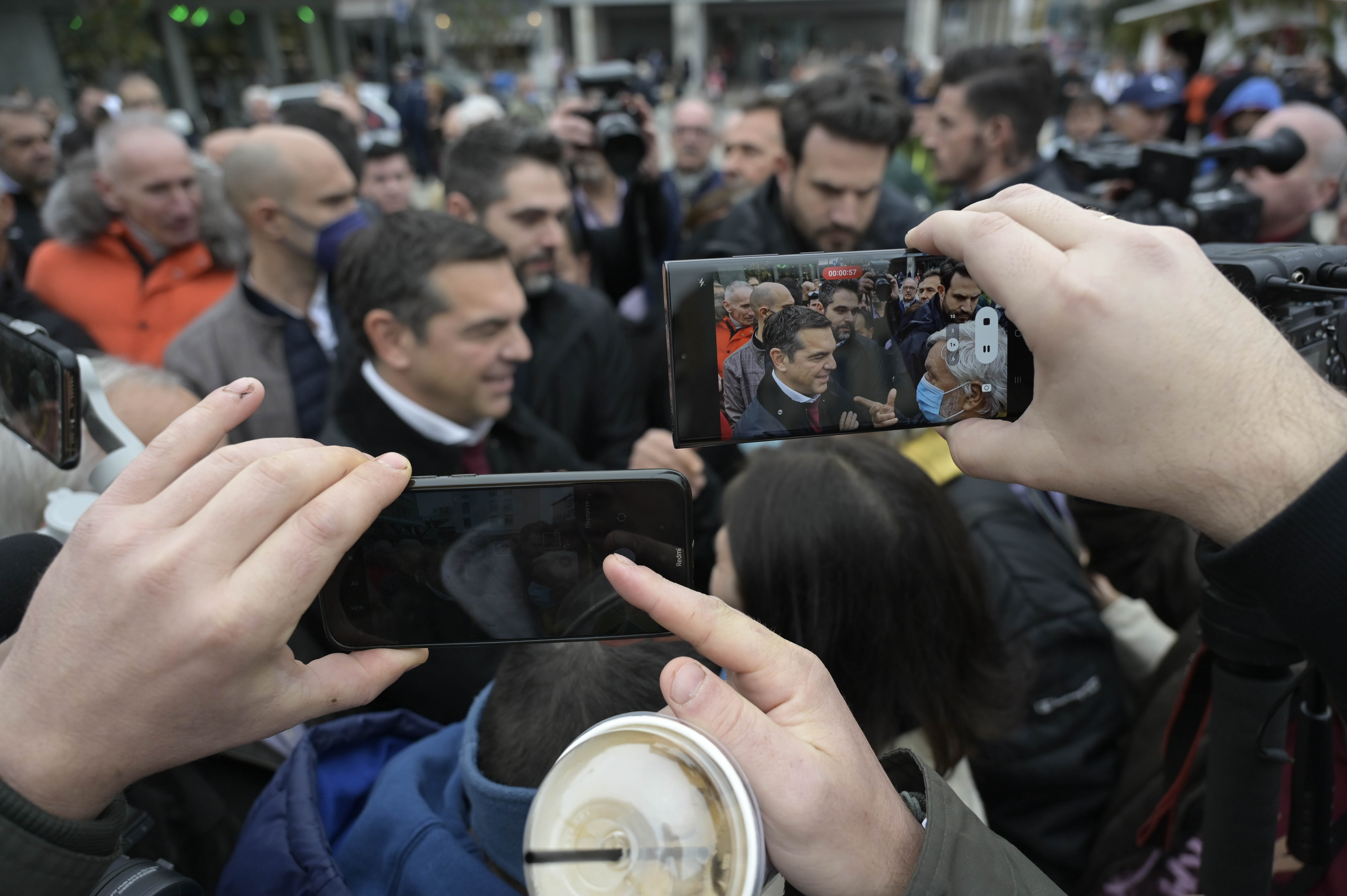 Τσίπρας από Λαμία: Η Ελλάδα εξάγει διαφθορά στην Ευρώπη-2