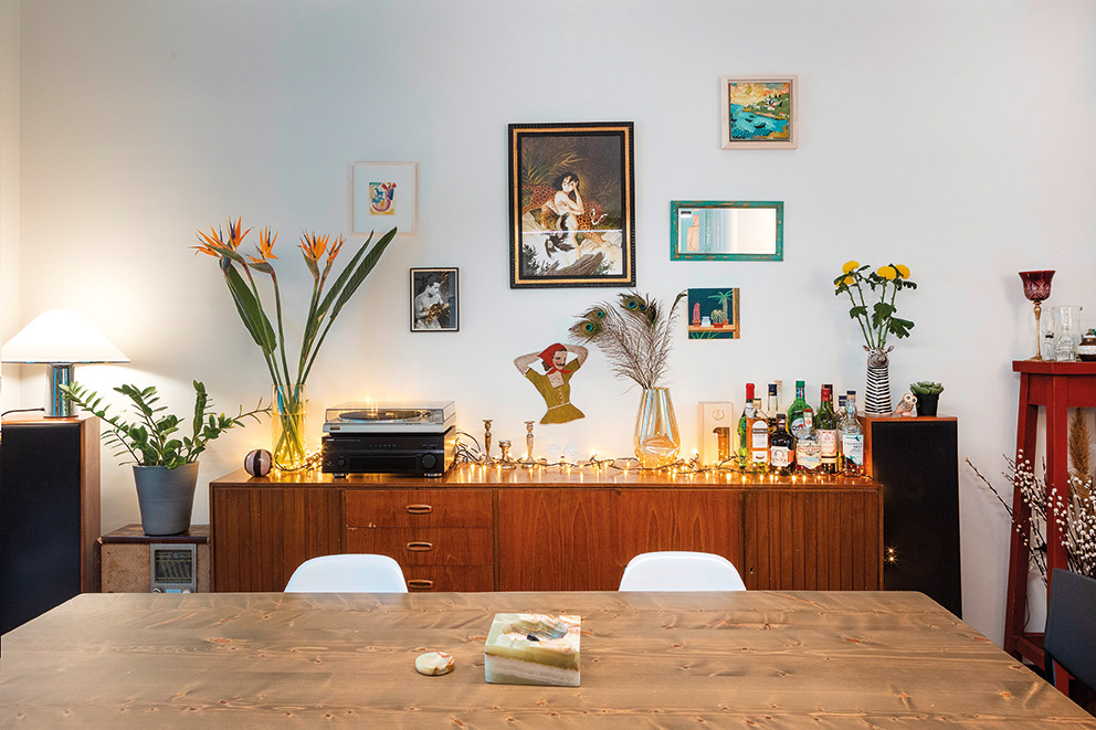 My Space: Στο σπίτι του Νικόλα Χανακούλα το παλιό και το μοντέρνο συνυπάρχουν-3