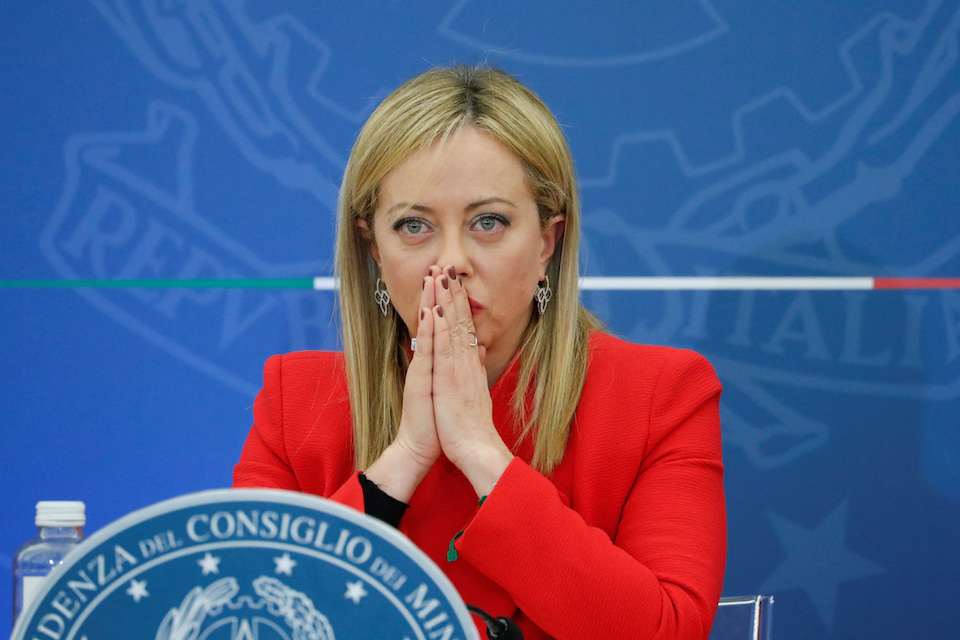 μελόνι-για-μεταναστευτικό-χρειάζετ-562169839