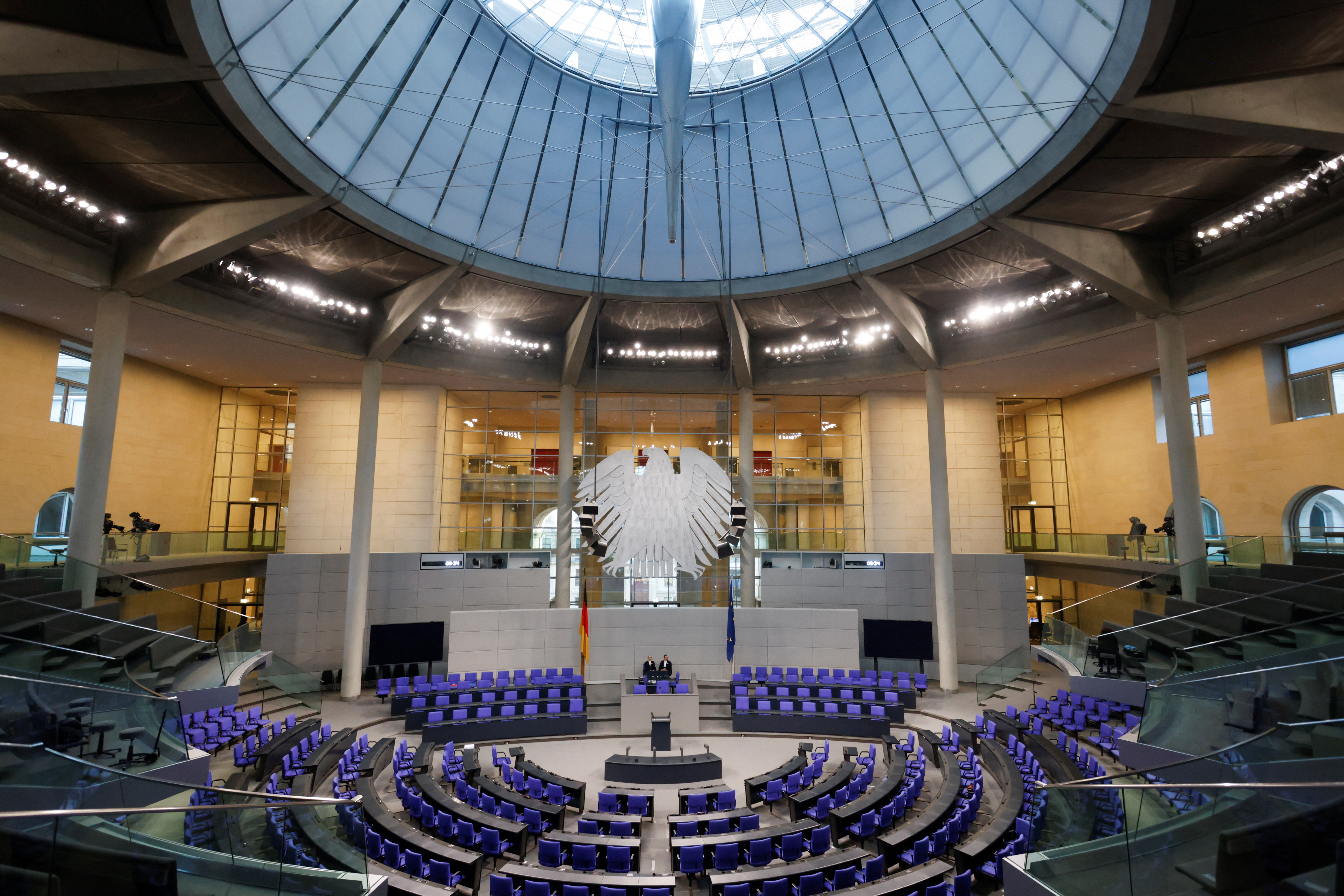 Γερμανία: Συνελήφθησαν 25 ύποπτοι που σχεδίαζαν πραξικόπημα-1