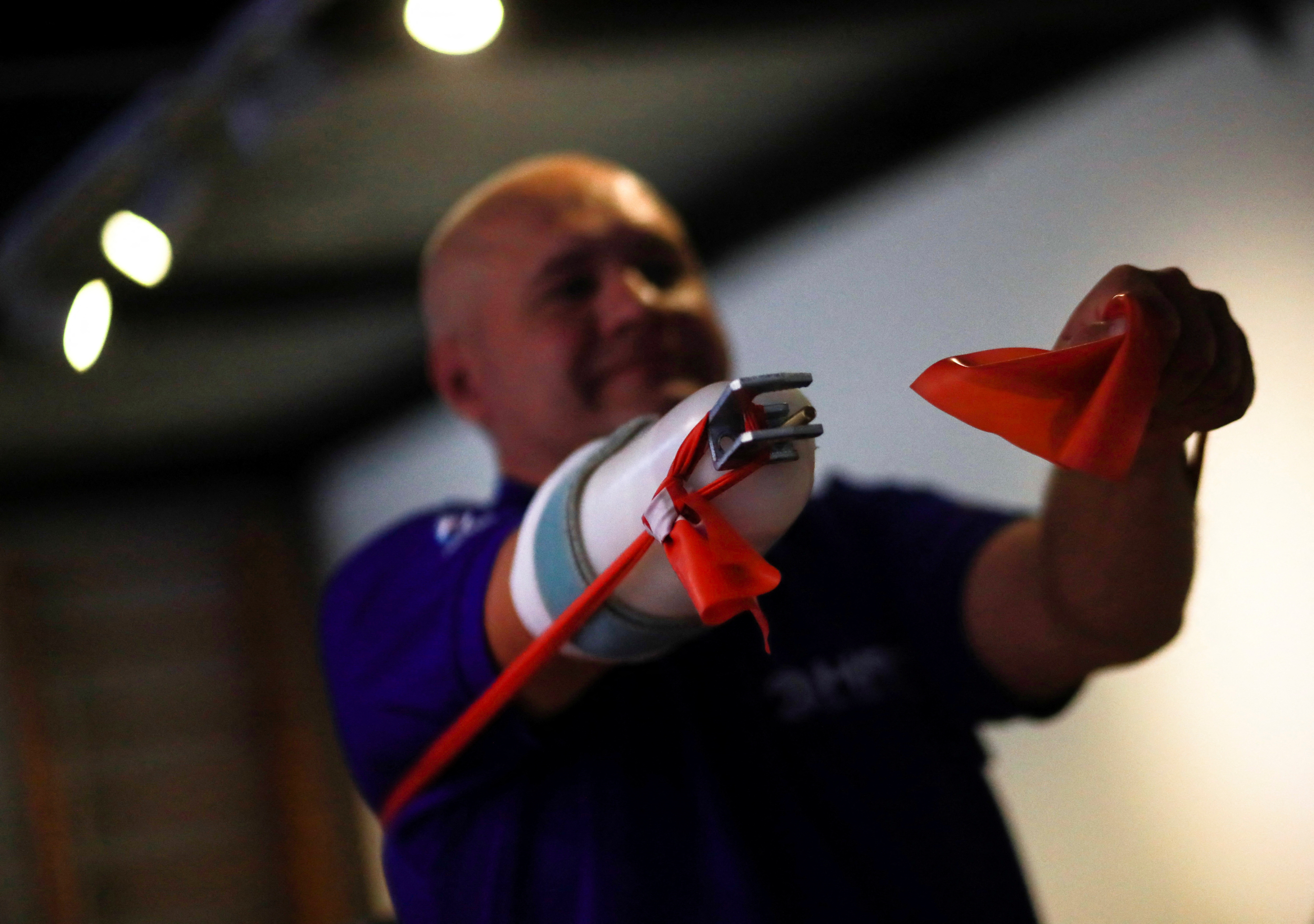 Ακρωτηριασμένοι Ουκρανοί στρατιώτες λαμβάνουν προσθετικά μέλη στο Μεξικό-3