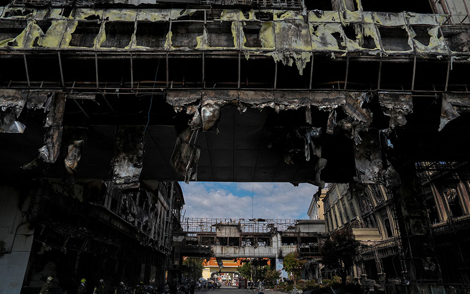 καμπότζη-στους-25-οι-νεκροί-της-πυρκαγι-562209088