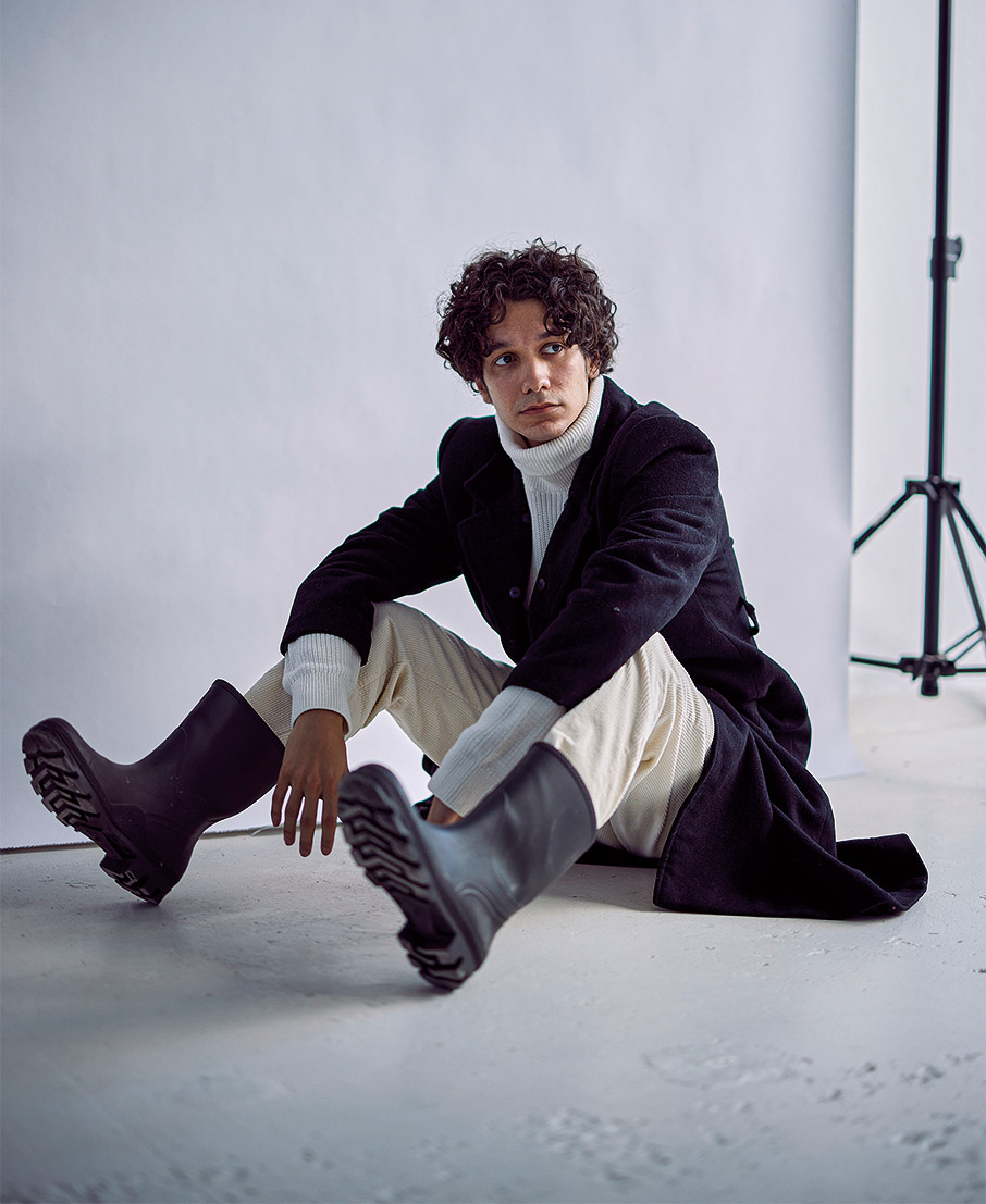 Πάνος Παπαδόπουλος: «Στράφηκα στην κωμωδία γιατί βλέπω το γέλιο σαν εξαργυρώσιμο χάδι»-1