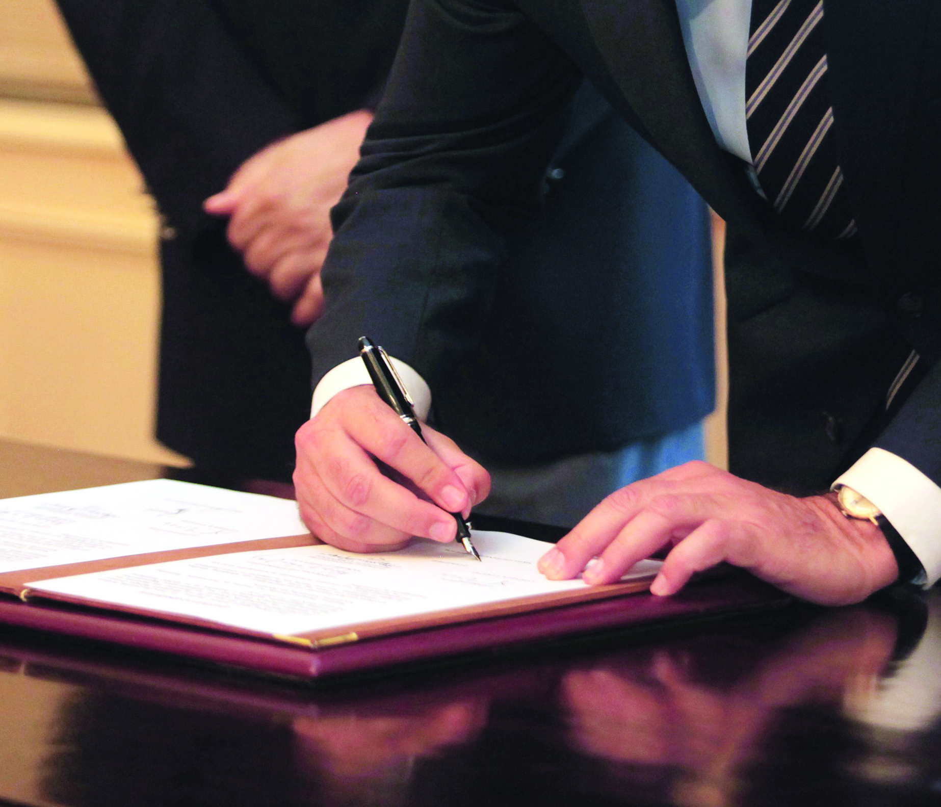 εκλογές-εξαίρεση-στη-μεταπολιτευτικ-562163218