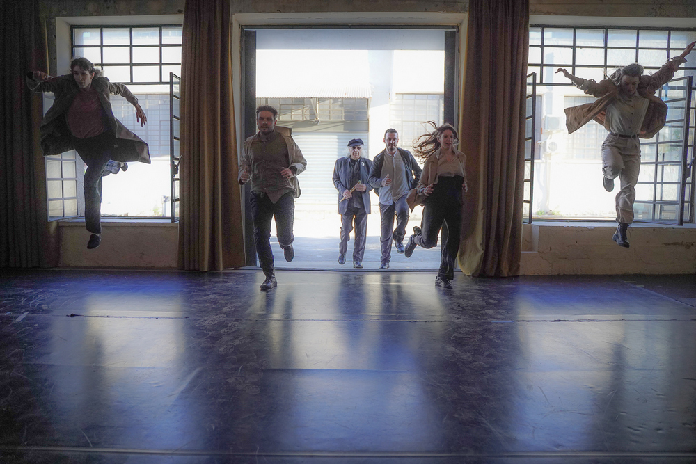 Η ελληνική δραματουργία ανθεί-8