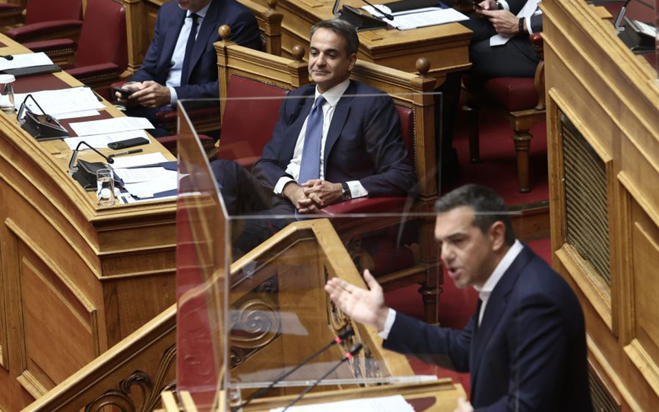 κρυφά-χαρτιά-στο-πόκερ-των-εκλογών-562181932