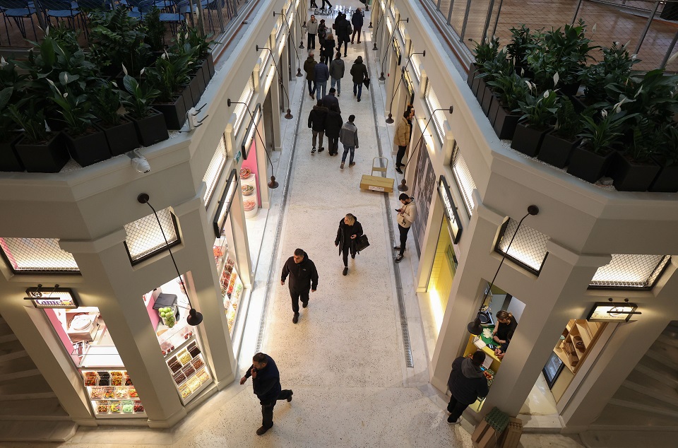 Θεσσαλονίκη: Άνοιξε τις πόρτες της η ανανεωμένη Αγορά Μοδιάνο-2