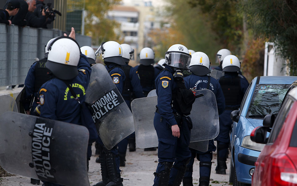 εκπρόσωποι-των-ρομά-καλούν-σε-καταλλα-562176073