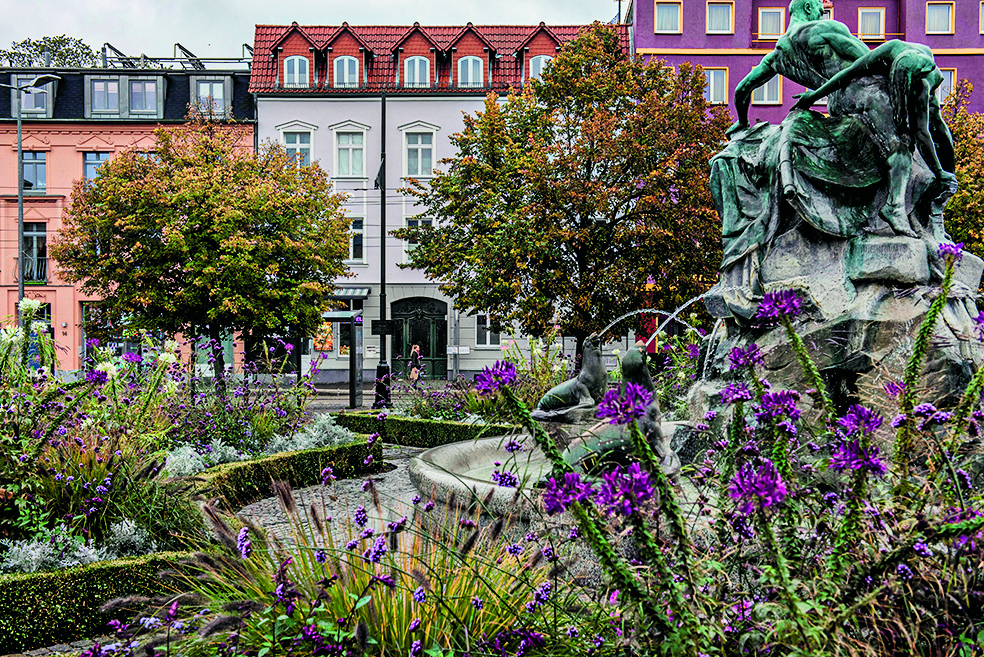 σκιώδες-γερμανικό-ίδρυμα-βοήθησε-να-ο-562167682