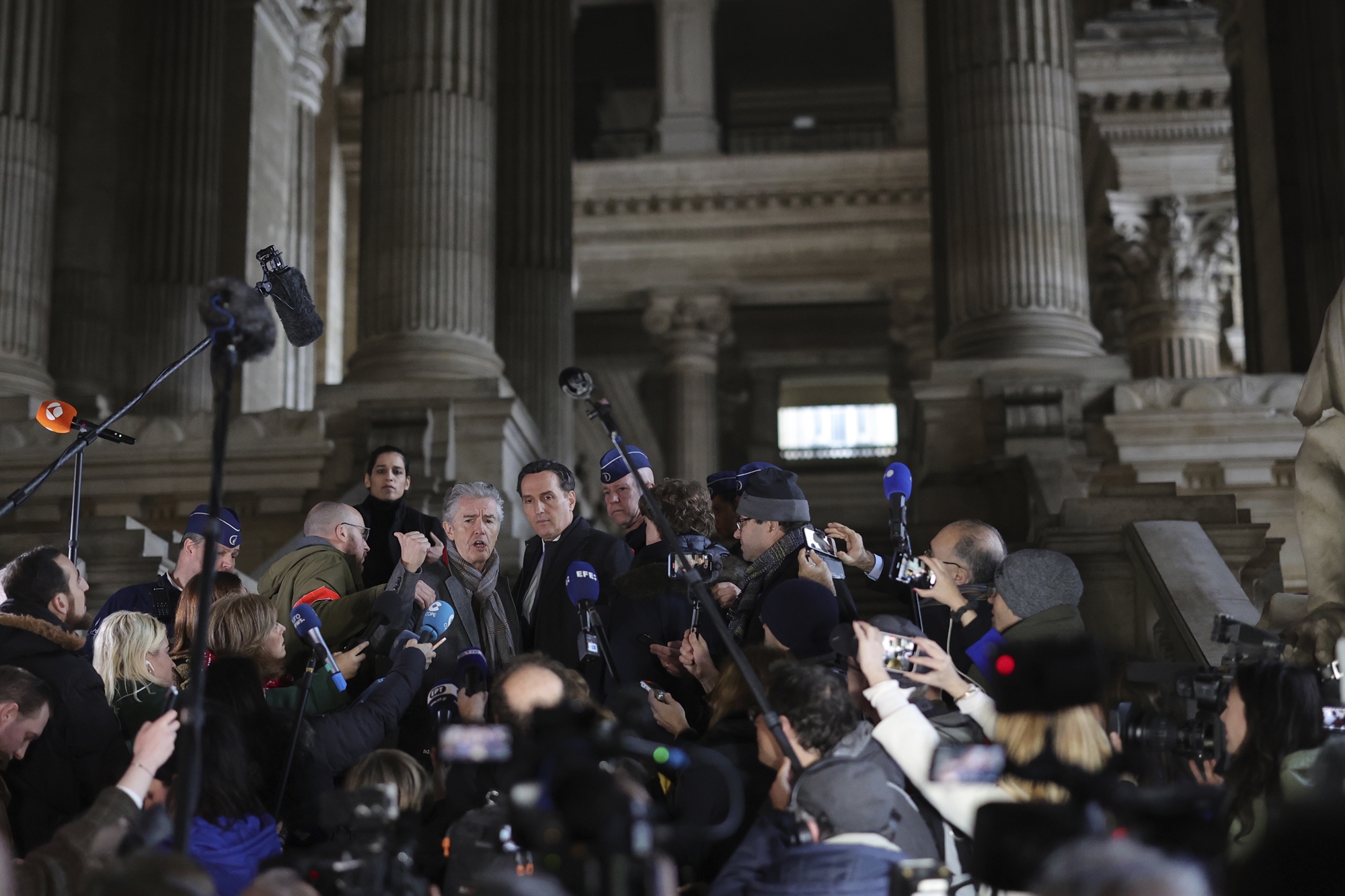 η-εύα-ο-σταρ-και-το-λογισμικό-562199455