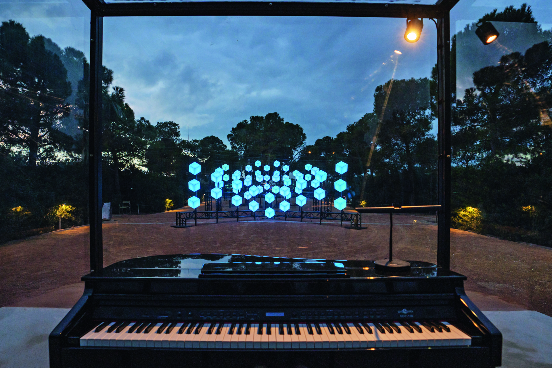 Φως, μουσική, Χριστούγεννα στο Πάρκο Σταύρος Νιάρχος-2