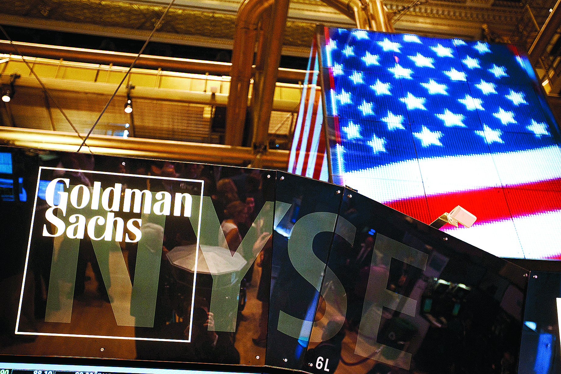 σε-υψηλό-επτά-μηνών-έκλεισε-το-χρηματι-562166443