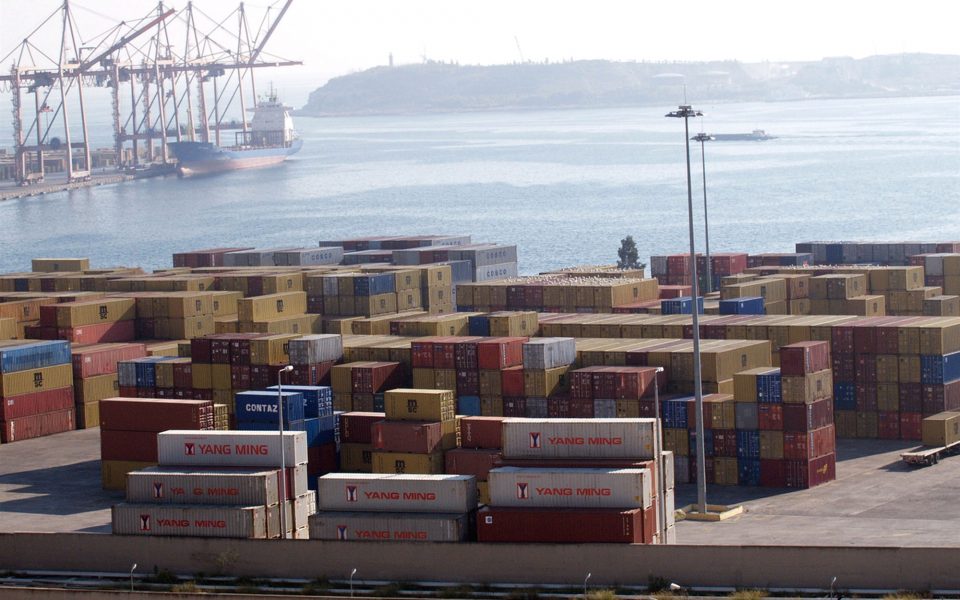 στα-136-δισ-ευρώ-εκτινάχθηκε-το-εμπορικό-562197973