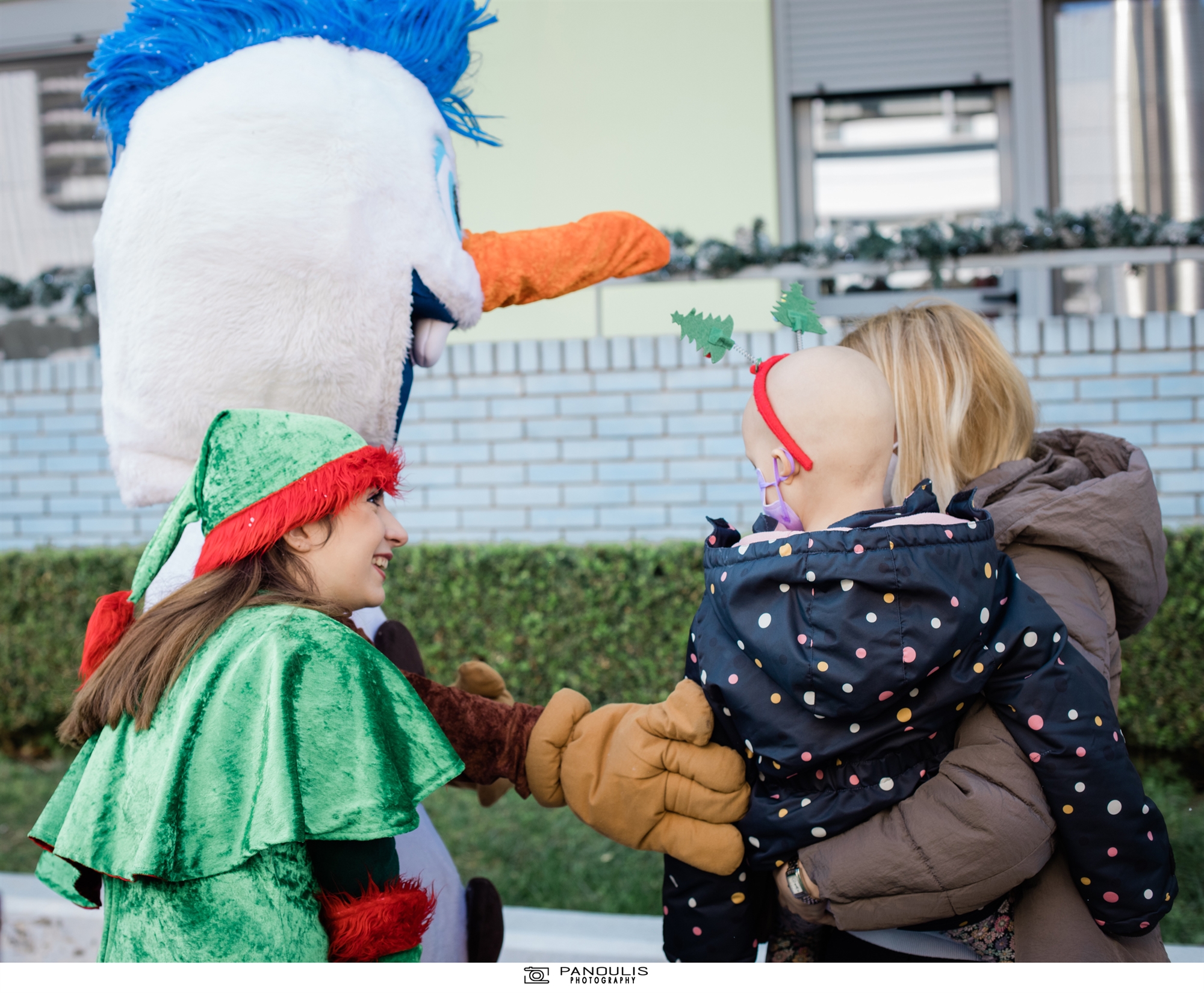 Ο αληθινός Αη Βασίλης από το Ροβανιέμι στην Ογκολογική Μονάδα Παίδων-3