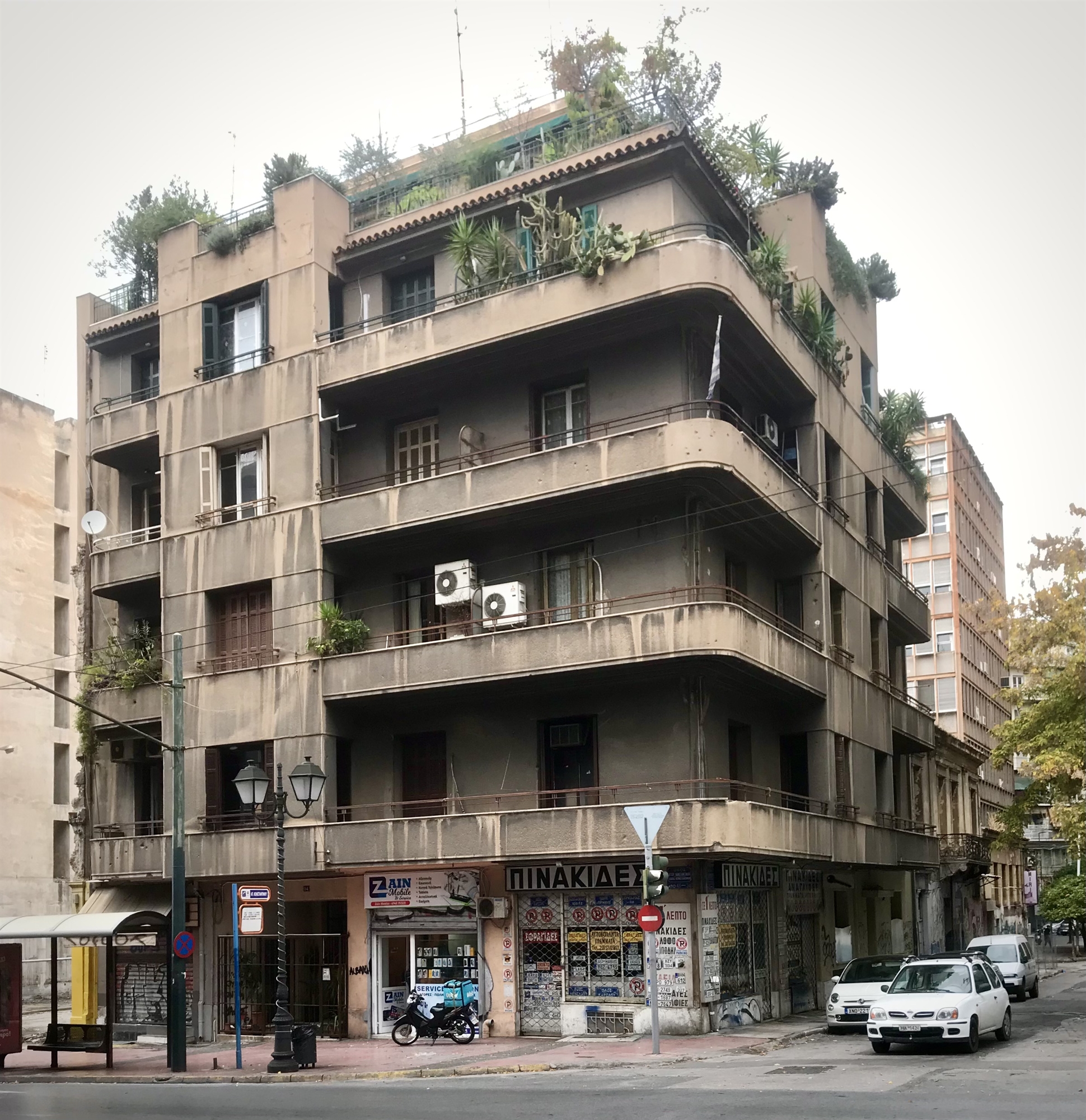 χάσματα-βωμοί-και-εστίες-στην-αγίου-κω-562190977