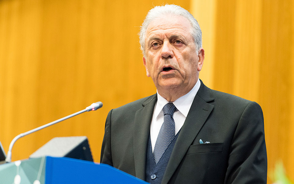 μαμέρ-εθιμοτυπικές-οι-συναντήσεις-το-562196878