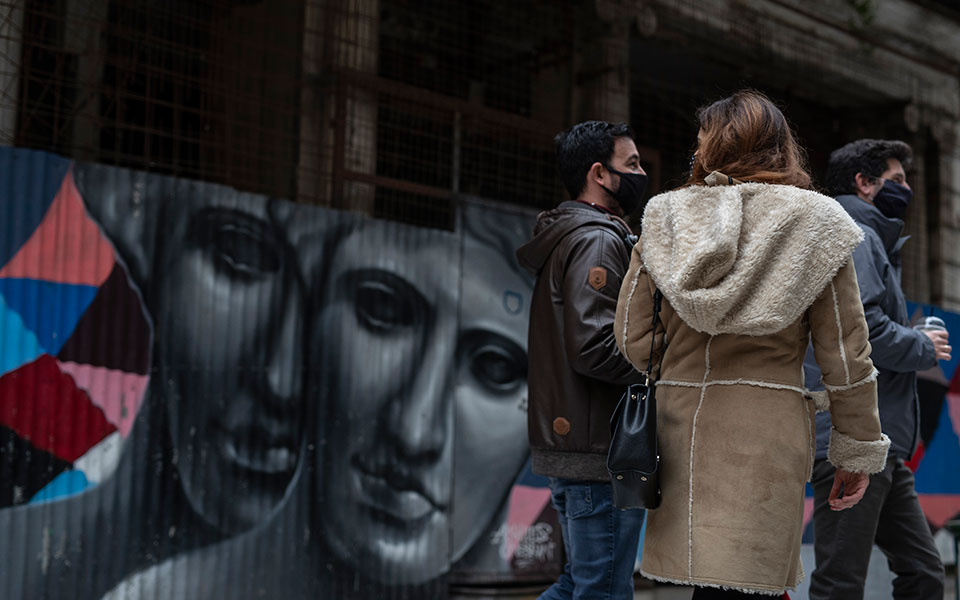 κορωνοϊός-καμπανάκι-cdc-για-έξαρση-κρ-562192972