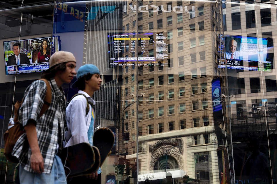 αμερικανοί-όπως-έλληνες-ζουν-με-του-562187485