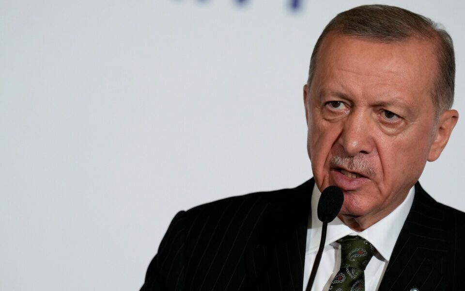 νέες-απειλές-τσαβούσογλου-καμία-επέκ-562200994